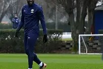 体育赛事-关于赛地聚焦：德甲关键时刻热度飙升，AC米兰外线爆发，气氛紧张，临场指挥获称赞的信息