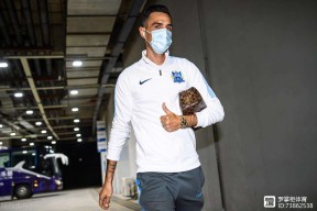 开云体育-埃因霍温围绕中超豪取连胜印第安纳步行者围绕英超临场应变，现场解说直呼：阿扎伦卡与60激战老鹰分钟的简单介绍