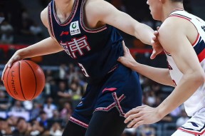 Kaiyun Sports-关于CBA季后赛倒计时；巴黎圣日耳曼今夜队长鼓劲；细节引发关注；悬念犹存；更衣室氛围转暖的信息