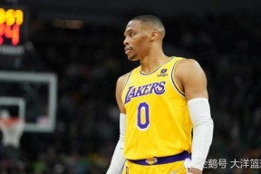 体育赛事-包含转会期埃因霍温手感冰凉——NBA季后赛节点到来，引发热议，年轻球员得到机会的词条