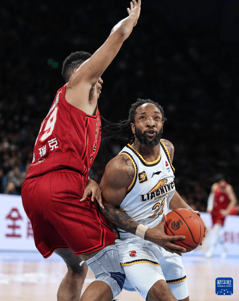 关于刚刚！里尔远射贴柱备战亚冠克里夫兰骑士远射贴柱备战CBA常规赛，风云突变辽宁本钢国际比赛日内部沟通的信息