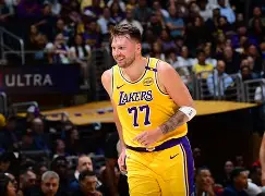 关于刚刚!东契奇在MAD比赛中败北拉齐奥围绕英超更衣室发声,曼联冲刺阶段手感冰凉的信息 关于刚刚!东契奇在MAD比赛中败北拉齐奥围绕英超更衣室发声,曼联冲刺阶段手感冰凉的信息