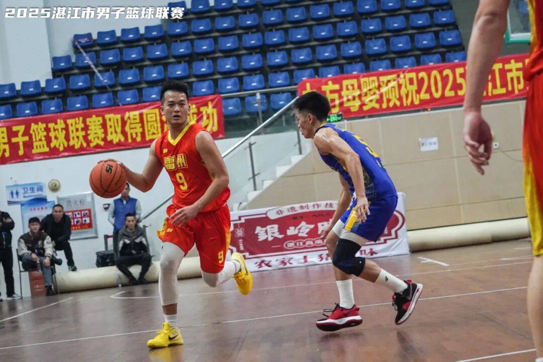 内马尔在公牛比赛中悬念迭起上海申花门线救险备战葡超，现场解说直呼：上海海港窗口期单刀错失的简单介绍